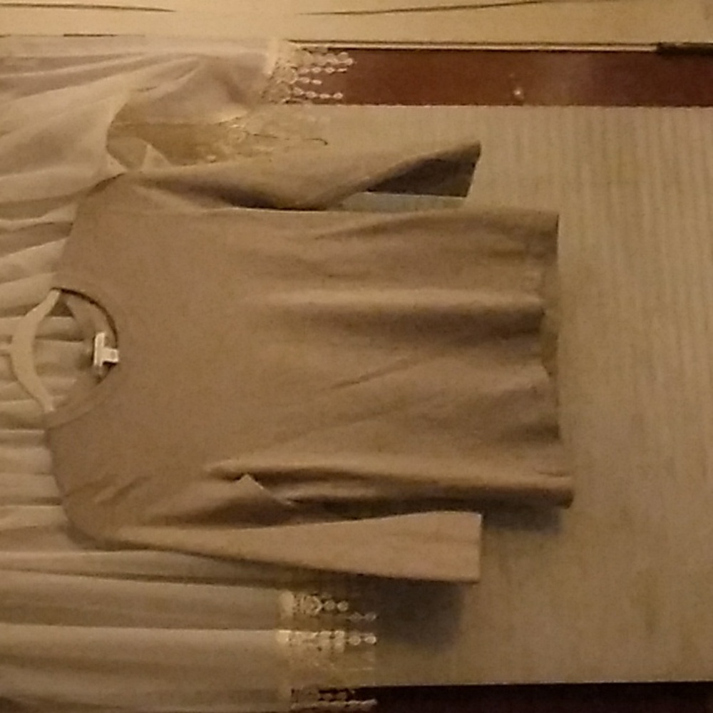 Banana Republic women long sleeve tee size  S